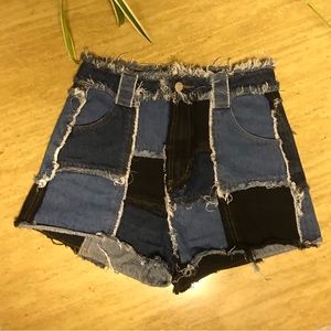 Shein denim ‘patch’ SHORTS sz S